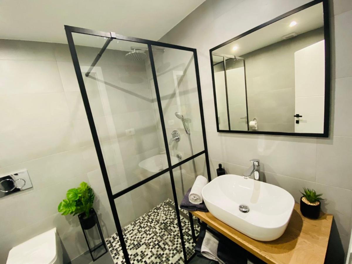 Apartma Mija-dekani Dekani